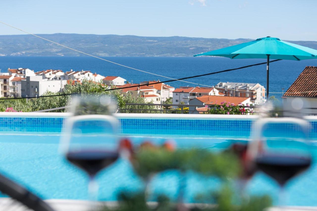 Apartments Lidija - Sea View Apartment With Exclusive Right Of Using Hot Tub Or Split Level Apartment With Exclusive Right Of Using Pool Podstrana Exterior photo