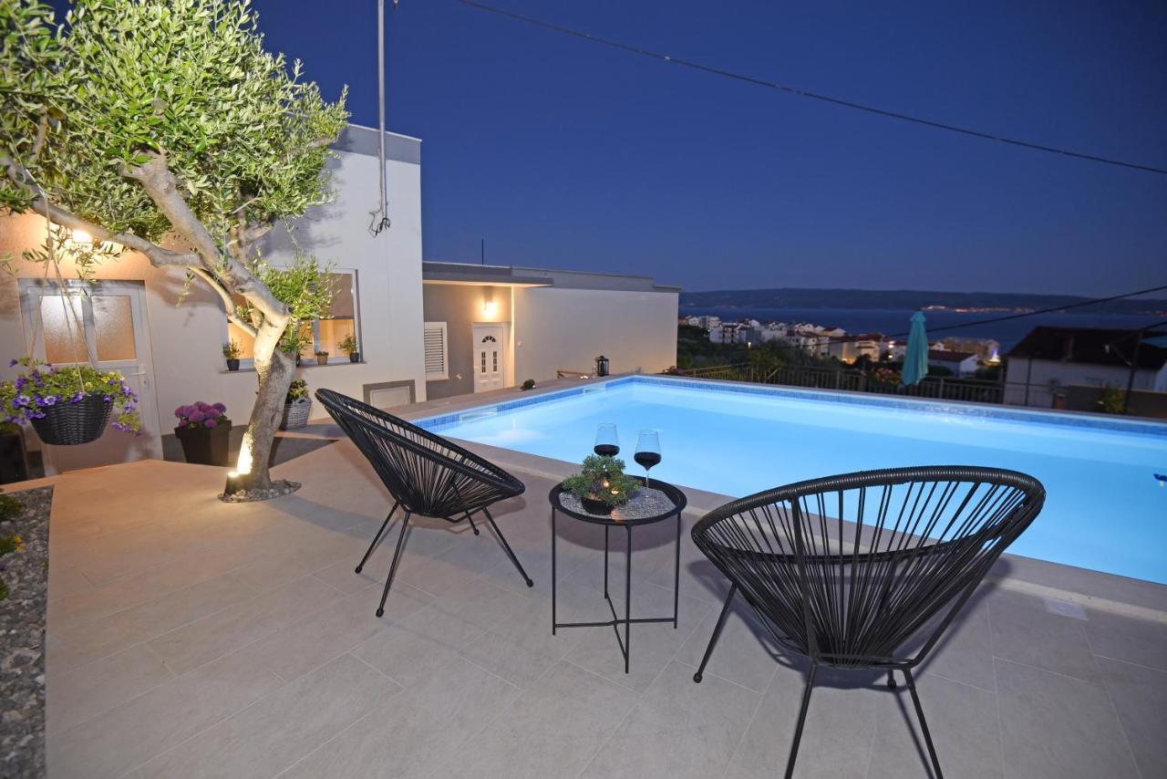 Apartments Lidija - Sea View Apartment With Exclusive Right Of Using Hot Tub Or Split Level Apartment With Exclusive Right Of Using Pool Podstrana Exterior photo