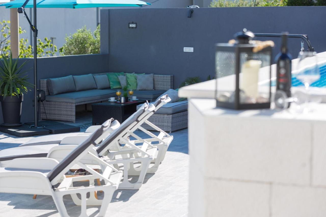Apartments Lidija - Sea View Apartment With Exclusive Right Of Using Hot Tub Or Split Level Apartment With Exclusive Right Of Using Pool Podstrana Exterior photo