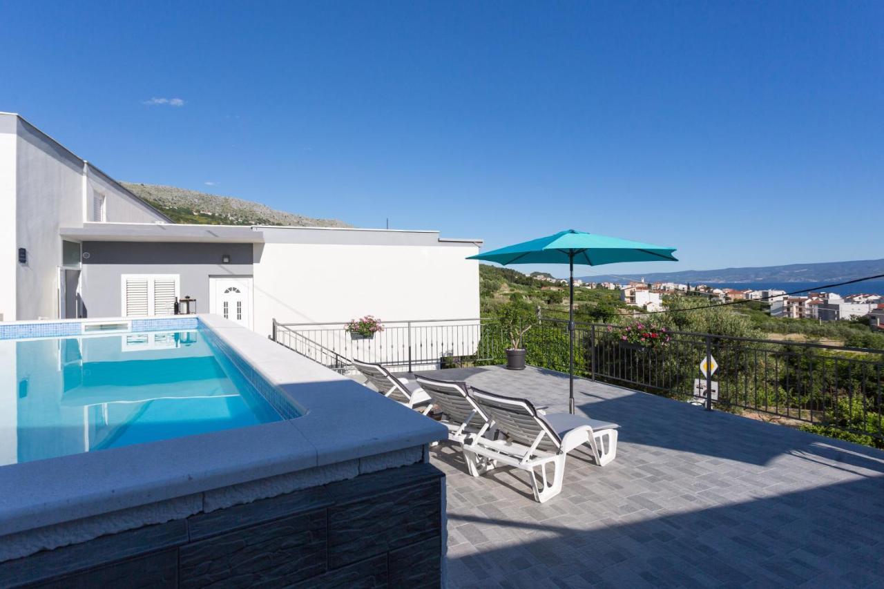 Apartments Lidija - Sea View Apartment With Exclusive Right Of Using Hot Tub Or Split Level Apartment With Exclusive Right Of Using Pool Podstrana Exterior photo