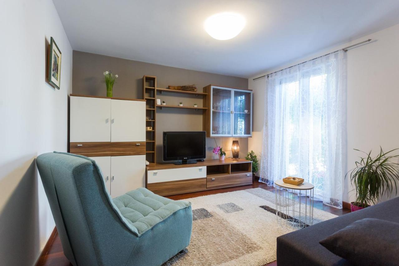 Apartments Lidija - Sea View Apartment With Exclusive Right Of Using Hot Tub Or Split Level Apartment With Exclusive Right Of Using Pool Podstrana Exterior photo