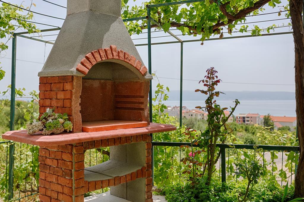 Apartments Lidija - Sea View Apartment With Exclusive Right Of Using Hot Tub Or Split Level Apartment With Exclusive Right Of Using Pool Podstrana Exterior photo